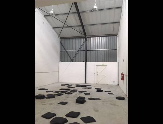 175M² WAREHOUSE RENTED IN CAPRICORN